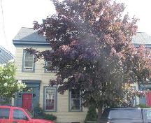 Henry Busch House, both sides of the house (partially blocked by trees), Halifax, Nova Scotia, 2005.; Heritage Division, NS Dept. of Tourism, Culture and Heritage, 2005.