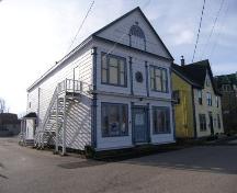 21 Church Street, Annapolis Royal, N.S., north east elevation, 2005.; Heritage Division, NS Dept. of Tourism, Culture and Heritage, 2005