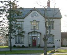 The facade of the Stayley Brown House, Yarmouth, NS 2006.; Heritage Division, NS Dept. of Tourism, Culture & Heritage, 2006