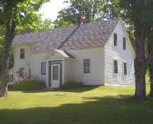 Front elevation perspective, Manson House, North Lochaber, NS, 2005.; Heritage Division, Nova Scotia Department of Tourism, Culture and Heritage, 2005