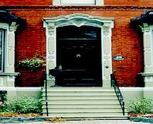 Detail of front door showing cast iron trim door surround, 049 Rennie's Mill Road, St. John's.; HFNL 2006.