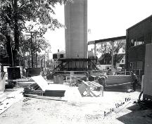 Le gréement de béton pour la construction de la Tour NBTel (aujourd'hui la Tour Aliant); Moncton Museum