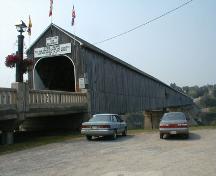 Front corner view of the bridge and its vertical board  of front and side; PNB 2004