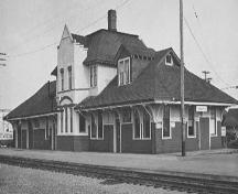 Exterior view of the Esquimalt and Nanaimo Railway Station, ca. 1970; Nanaimo Community Archives, Jack E.Work Fonds, Photo No. 1994 025 A-P36