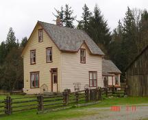 Exterior view of the Annand/Rowlatt Farmhouse, March 2005; Township of Langley, Julie MacDonald 2005