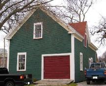 Southeast perspective of the facade of the Sen. John Lovitt Barn, Yarmouth, NS; Heritage Division, Dept. of Tourism, Culture & Heritage, 2006