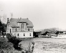 Historic image of 1893 pump house in Peterborough; City of Peterborough