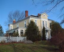 side elevation, Thompson House, Wolfville, NS, 2006; Heritage Division, NS Dept. of Tourism, Culture and Heritage, 2006