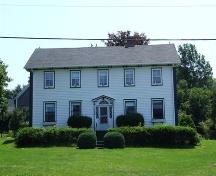 Front elevation of Payson House, Weymouth, NS, 2006.; Heritage Division, NS Dept. of Tourism, Culture and Heritage, 2006.