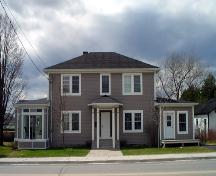 Maison Louis A. Lebel - la façade avant; Province of New Brunswick