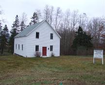 Front and west elevation, Cornwallis Reformed Church, Grafton, NS, 2006.; Heritage Division, NS Dept. of Tourism, Culture and Heritage, 2006.