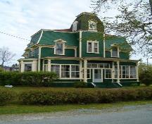 Front elevation, Locke Homestead, Lockeport, 2004.; Heritage Division, NS Dept. of Tourim, Culture and heritage, 2004.