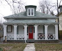 Exterior, Henry Myers Cottage, City of Peterborough; City of Peterborough