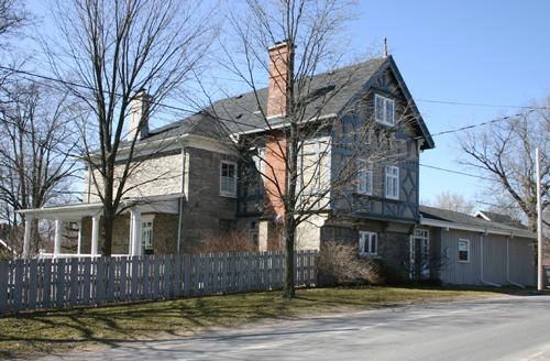 Smithtown Hill House