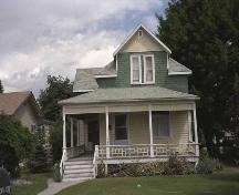 Exterior view of the Raymer House, 2004; City of Kelowna, 2004