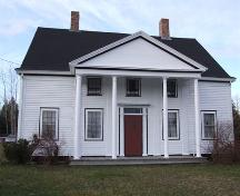 Front elevation, Reverend James Smith Property, Upper Stewiacke, Nova Scotia, 2006.; Heritage Division, NS Dept. of Tourism, Culture and Heritage, 2006.