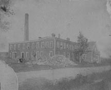 Résidence Eustache Bourque - vue de l'ancienne manufacture qui a été située adjacente à la résidence; Acadian Museum
