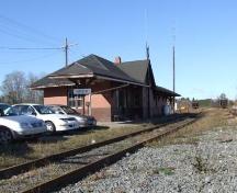Front and south elevation, Hantsport Railway Station, Hantsport, Nova Scotia, 2006.
; Heritage Division, NS Dept. of Tourism, Culture and Heritage, 2006.