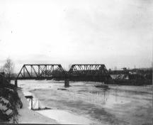 Canadian Pacific Railroad Bridge over the Red Deer River (1913); Red Deer and District Archives, mg 472–1