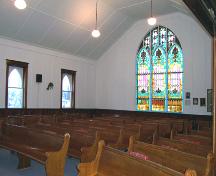 Vue intérieure de l'église unie d'Elkhorn, Elkhorn, 2005; Historic Resources Branch, Manitoba Culture, Heritage and Tourism, 2005