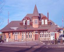 Exterior east view of the Canadian Pacific Railroad Station from Ross Street (December 2003); City of Red Deer, 2003