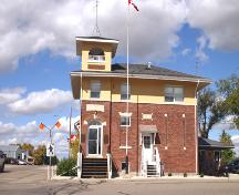 Primary elevation, from the south, of the Pipestone Municipal Building, Pipestone, 2005; Historic Resources Branch, Manitoba Culture, Heritage and Tourism 2005