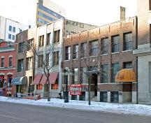 Contextual view, from the southwest, of the Dawson Richardson Building, Winnipeg, 2006; Historic Resources Branch, Manitoba Culture, Heritage and Tourism 2006