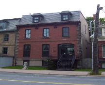Side elevation, St. Matthew’s Manse, Halifax, NS, 2007; Heritage Division, NS Dept. of Tourism, Culture and Heritage, 2007