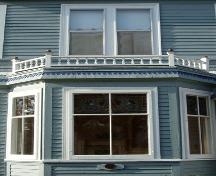 Bay window with spindlework balustrade, 188 Granville Street West, Bridgetown, NS, 2007.; Heritage Division, NS Dept. of Tourism, Culture and Heritage, 2007.