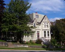 Front elevation, 70 Victoria Road, Halifax, NS, 2007; Heritage Division, NS Dept. of Tourism, Culture and Heritage, 2007