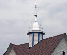 Dôme et toit (détail) de l'église catholique ukrainienne St. Demetrius, Arborg, 2006; Historic Resources Branch, Manitoba Culture, Heritage and Tourism, 2006