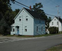 Southeast corner of the Cross-Therrio House, Annapolis Royal, Nova Scotia, 2007.; Heritage Division, NS Dept. of Tourism, Culture and Heritage, 2007