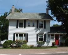 Front elevation of 454 St. George Street, Annapolis Royal, Nova Scotia, 2007.; Heritage Division, NS Dept. of Tourism, Culture and Heritage, 2007
