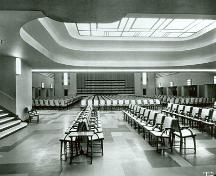 Photograph of the Eaton's 7th Floor Auditorium, c. 1930.; Eaton's of Canada Ltd. / Eaton Canada ltée., c. 1930.