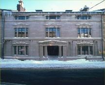 Front elevation of the Têtu House, showing the main entrance, 1989.; Parks Canada Agency / Agence Parcs Canada, 1989.