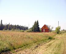 Vue d'ensemble - du sud-est de la maison Buztynski, Moosehorn, 2006; Historic Resources Branch, Manitoba Culture, Heritage and Tourism, 2006