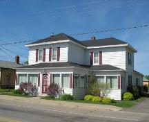 This photo shows the entrance of the Edmund Roussel House; Town of Tracadie-Sheila