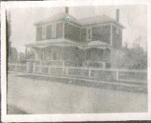 Old photo of the house.; Town of Tracadie-Sheila