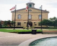 North elevation of Woodstock Town Hall.; Ontario Heritage Trust, 2006