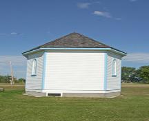 Façade ouest de l'église Peace Lutheran, Chatfield, 2006; Historic Resources Branch, Manitoba Culture, Heritage and Tourism, 2006