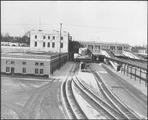 Historic view of station complex showing concourse at right and express wing at near left – c. 1930; John Boyd, 1930