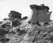 The Hoodoos Provincial Historic Resource, near Drumheller / East Coulee (circa 1918); Provincial Archives of Alberta, P.1739