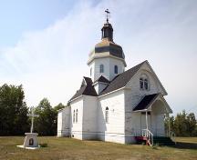 Primary elevations, from the southeast, of the Ruthenian Greek Catholic Church of the Blessed Virgin Mary, Toutes Aides area, 2006; Historic Resources Branch, Manitoba Culture, Heritage and Tourism, 2006