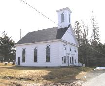 Perspective view of the north side and facade of the Lake George United Baptist Church, Lake George, Yarmouth County, NS, 2008.; Heritage Division, NS Dept. of Tourism, Culture and Heritage, 2008
