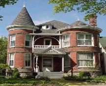 This circa 1895 house is an outstanding example of Queen Anne Revival style architecture.; City of Windsor, Nancy Morand, 2000