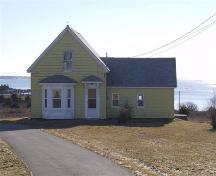 Front elevation of Gilbert Nickerson House, Shag Harbour, NS, 2008.; Department of Tourism, Culture and Heritage, Province of Nova Scotia, 2008