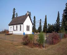 Primary elevations, from the southeast, of All Saints Anglican Church, Erinview area, 2006; Historic Resources Branch, Manitoba Culture, Heritage and Tourism, 2006