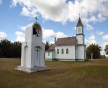 Contextual view, from the northeast, of Sts. Cyril and Methodius Roman Catholic Church, Gimli area, 2006; Historic Resources Branch, Manitoba Culture, Heritage and Tourism, 2006
