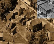 Image historique de la rue Main, Shediac, 1931. L'édifice Poirier/Gallant est rehaussé.; Private collection - information on file