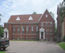 First United Church, western elevation, church hall, 2004; Heritage Division, N.S. Dept. of Tourism, Culture and Heritage, 2004